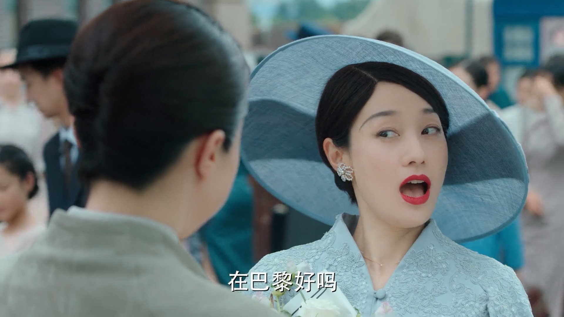好,这确实是一个充满戏剧张力的设定。我们不是在写一篇普通的球评,而是在书写一场可能颠覆足球世界观的时空折叠事件。请看我为你构思的内容